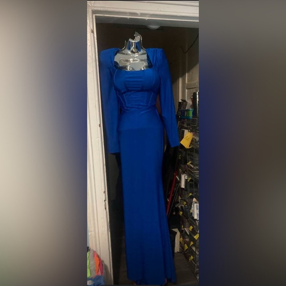 BRAND NEW SHEIN BLUE MERMAID STYLE DRESS FOR PROM & EVENING (SIZE 6 & SIZE 4)